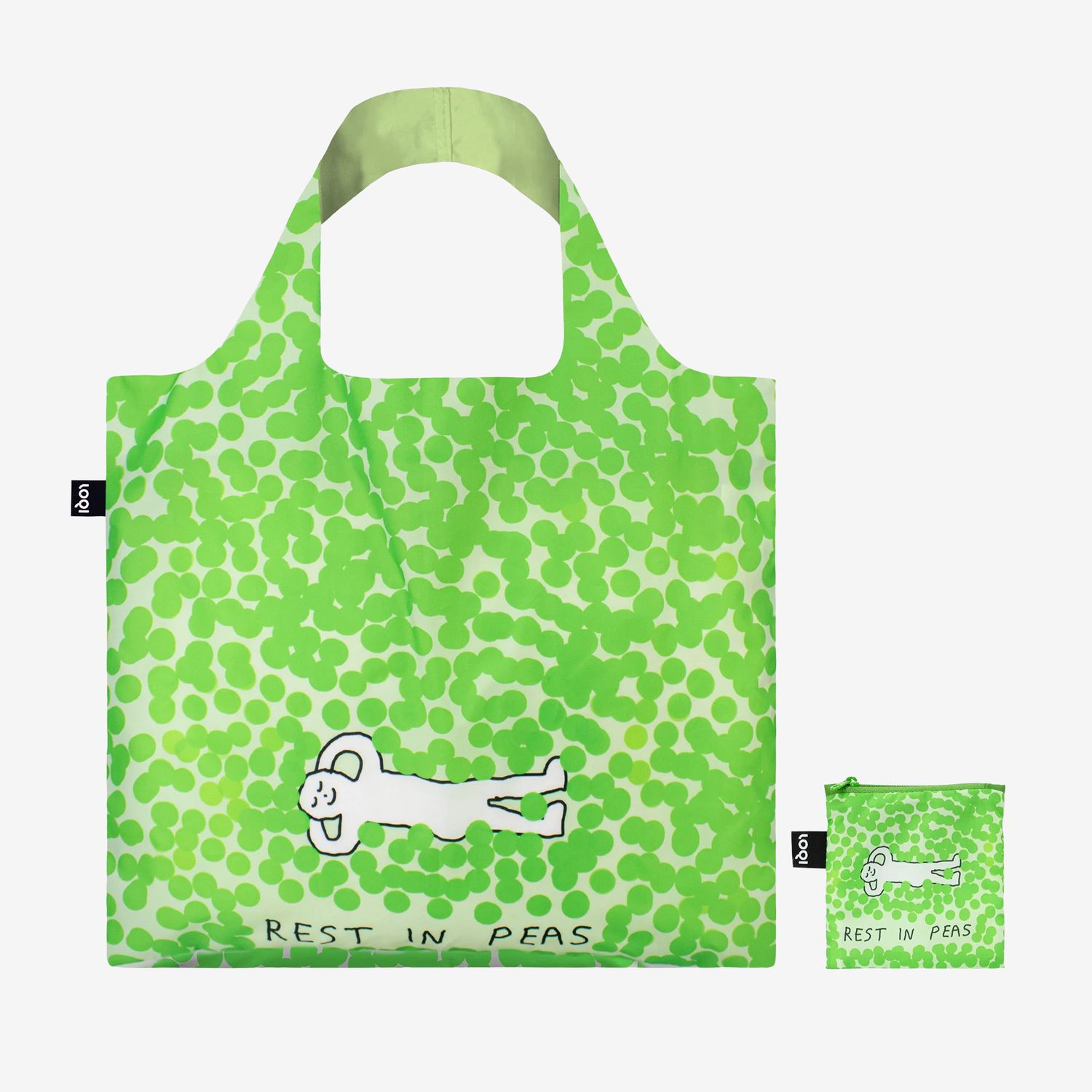 Rest in Peas handlenett er et sammenleggbart bærenett fra LOQI laget i resirkulert materiale, med glimt i øyet og plass til alt du egentlig bare skulle “stikke innom” etter. Det brettes pent sammen i egen glidelåslomme, er vannavstøtende og tåler overraskende mye. Perfekt i veska, sekken eller jakka, klar når du er det.